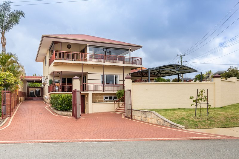 222 Royal Street, Yokine WA 6060