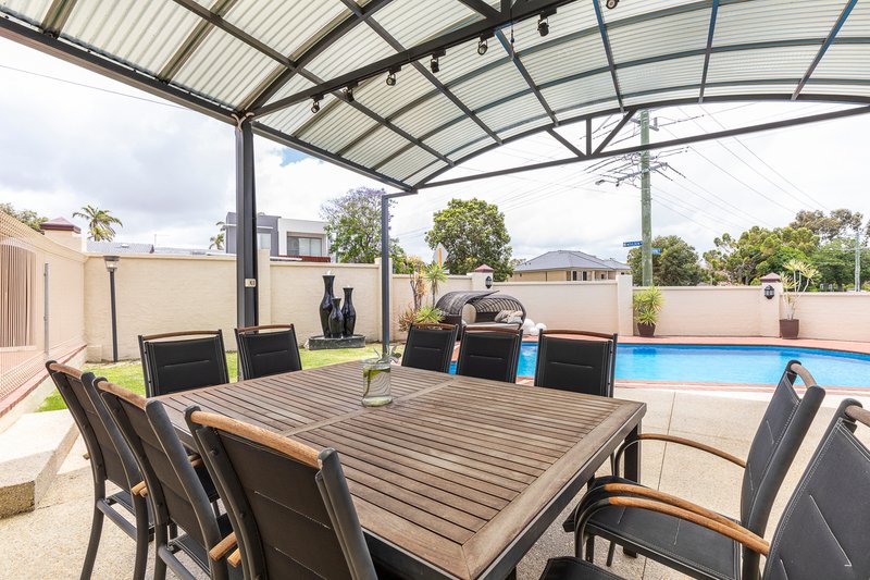 Photo - 222 Royal Street, Yokine WA 6060 - Image 30