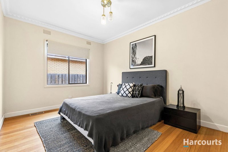Photo - 222 Thompson Road, North Geelong VIC 3215 - Image 8