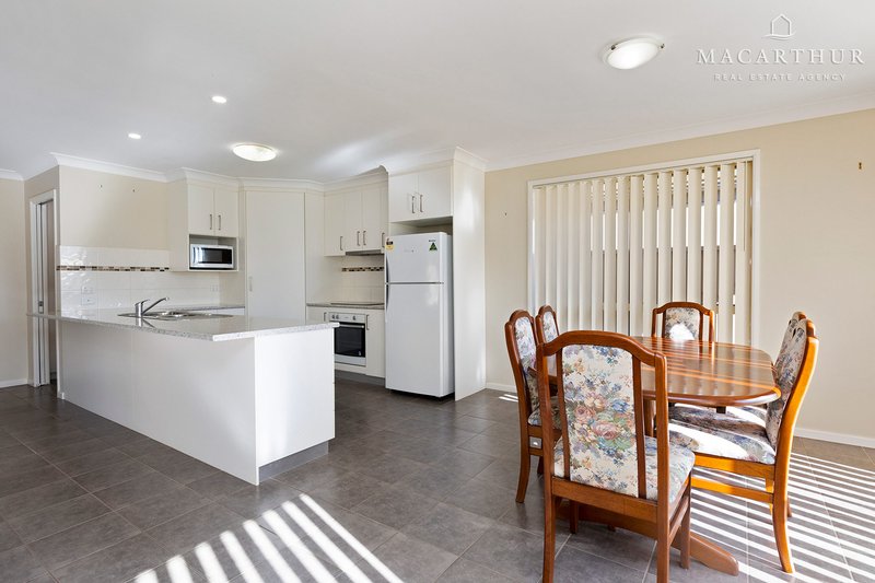 Photo - 2/22 Warambee Street, Glenfield Park NSW 2650 - Image 2