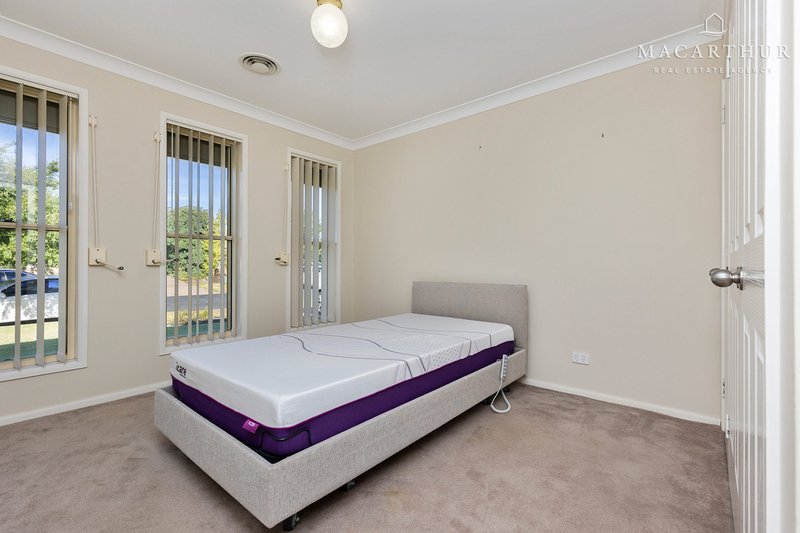 Photo - 2/22 Warambee Street, Glenfield Park NSW 2650 - Image 8