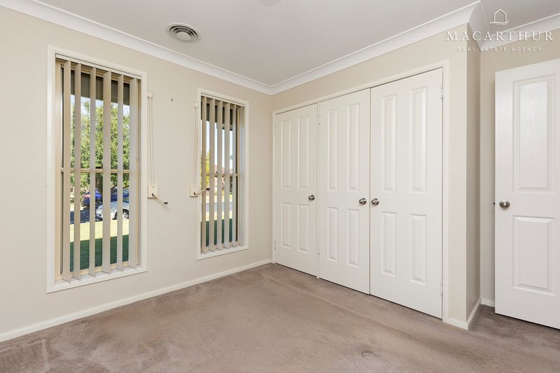 Photo - 2/22 Warambee Street, Glenfield Park NSW 2650 - Image 11