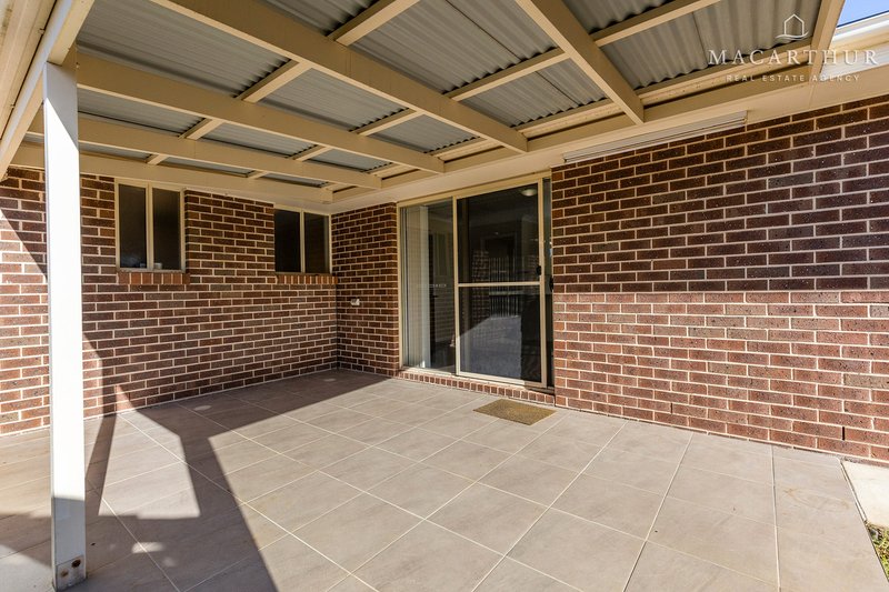 Photo - 2/22 Warambee Street, Glenfield Park NSW 2650 - Image 13