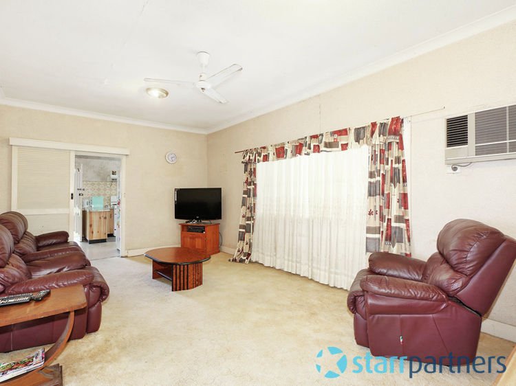 Photo - 222 William Street, Merrylands NSW 2160 - Image 2