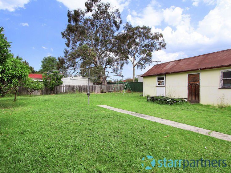 Photo - 222 William Street, Merrylands NSW 2160 - Image 5