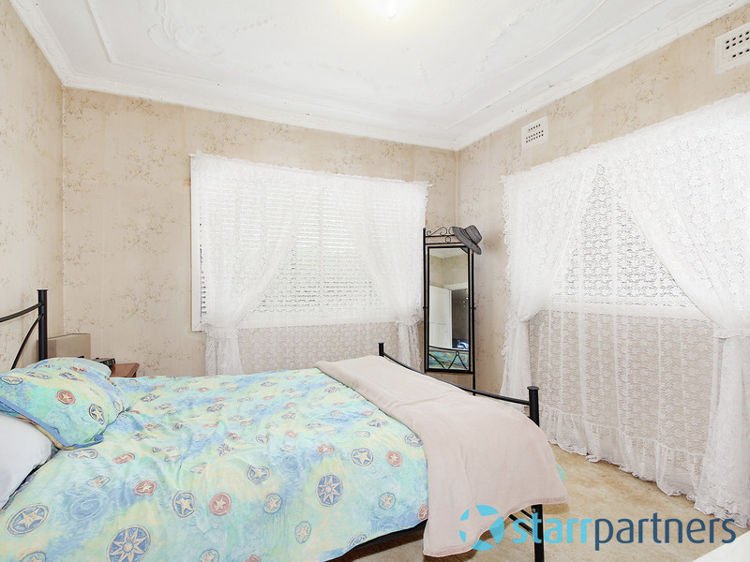 Photo - 222 William Street, Merrylands NSW 2160 - Image 6