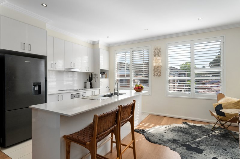 Photo - 22/20-22 Walker Street, Helensburgh NSW 2508 - Image 4