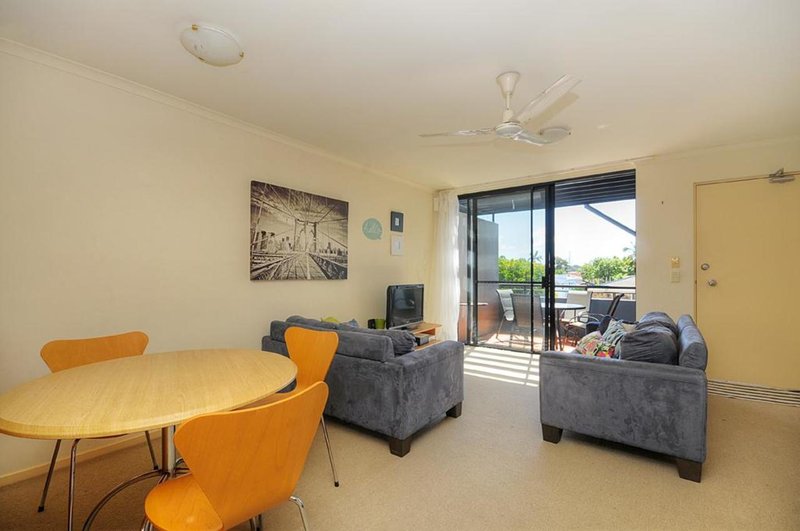 Photo - 22/20-26 Illawong Street, Chevron Island QLD 4217 - Image 4