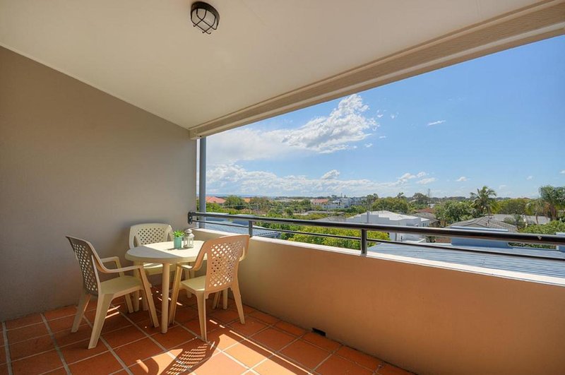 Photo - 22/20-26 Illawong Street, Chevron Island QLD 4217 - Image 7