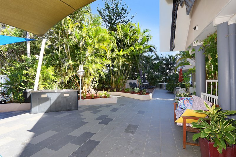 Photo - 22/21-27 Markwell Avenue, Surfers Paradise QLD 4217 - Image 20