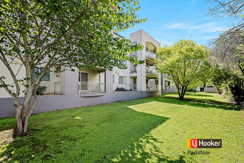 Photo - 22/21-29 Hume Highway, Warwick Farm NSW 2170 - Image 1