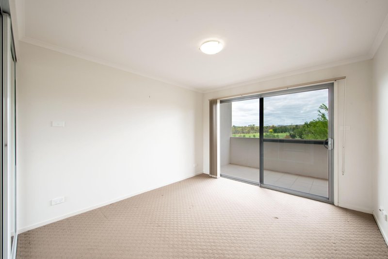 Photo - 22/21 Wiseman Street, Macquarie ACT 2614 - Image 6