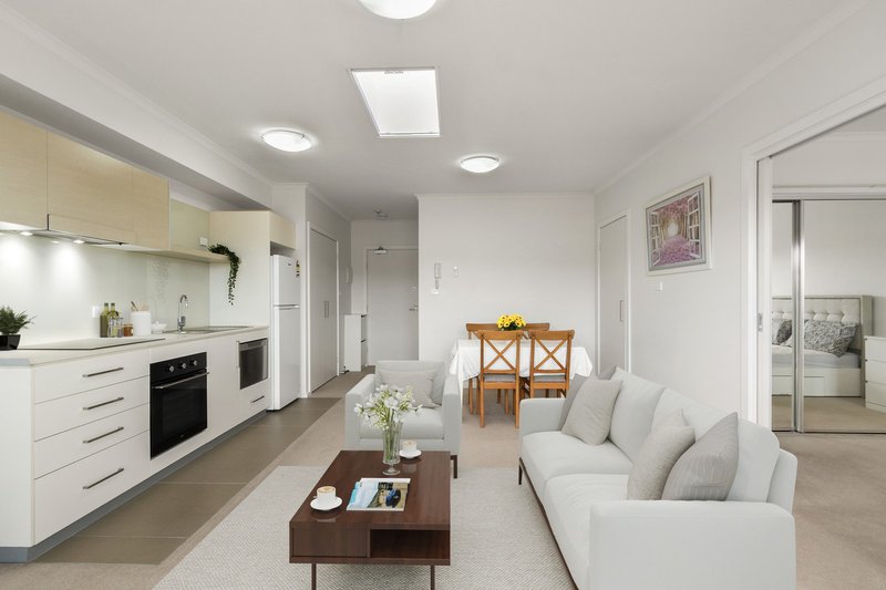 Photo - 222/142 Anketell Street, Greenway ACT 2900 - Image 3