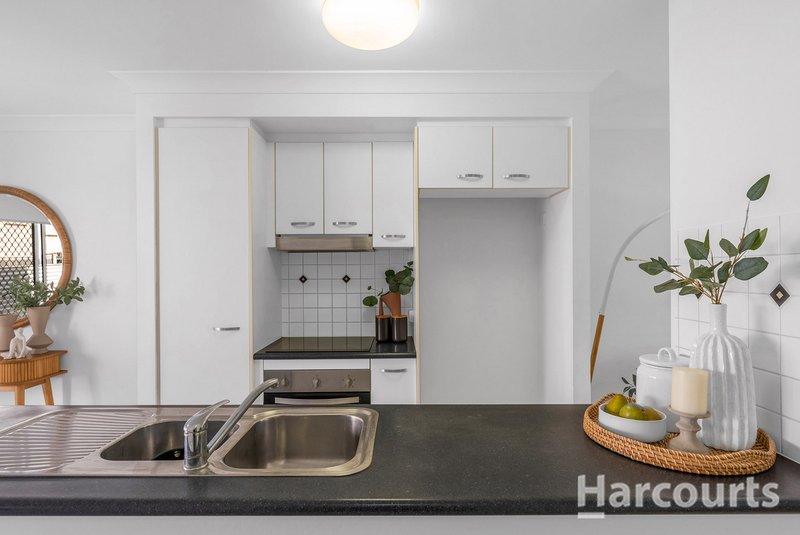 Photo - 22/22 Grasspan Street, Zillmere QLD 4034 - Image 6