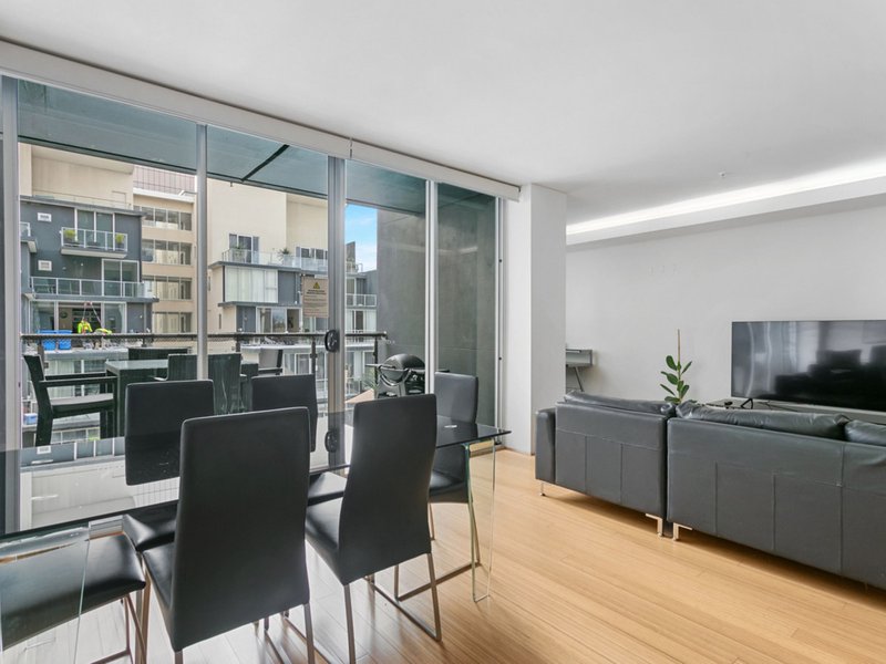 Photo - 22/22 St Georges Terrace, Perth WA 6000 - Image 13