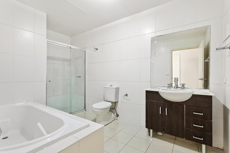 Photo - 22/22 Victoria Street, Wollongong NSW 2500 - Image 4