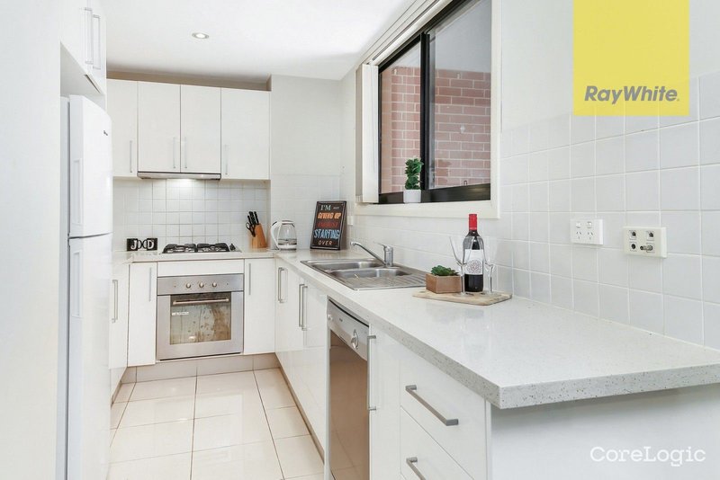 Photo - 22/24 Campbell Street, Parramatta NSW 2150 - Image 2