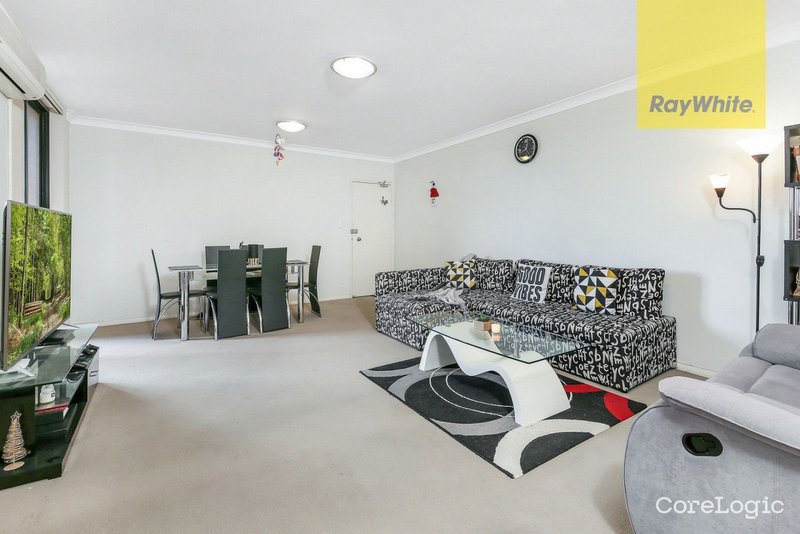 Photo - 22/24 Campbell Street, Parramatta NSW 2150 - Image 3