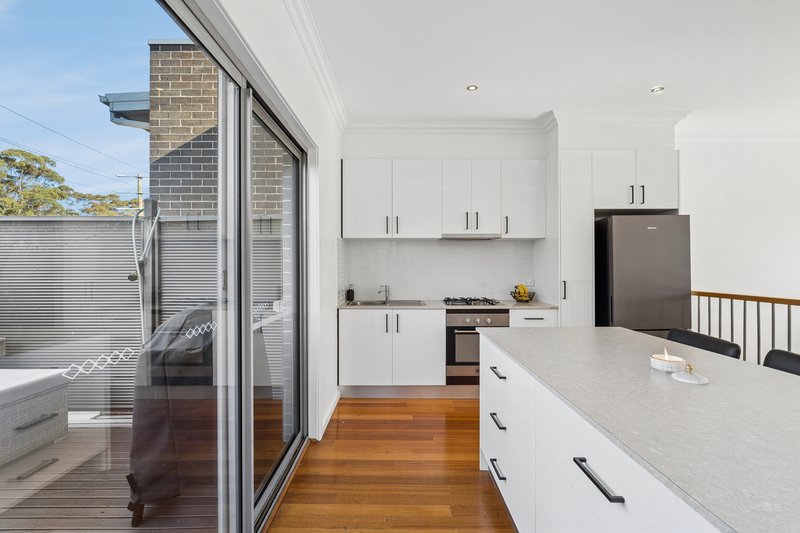 Photo - 2/224 Spring Street, Reservoir VIC 3073 - Image 4