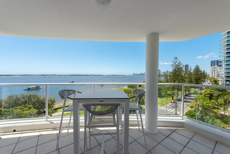 Photo - 22/242-244 Marine Parade, Labrador QLD 4215 - Image 10