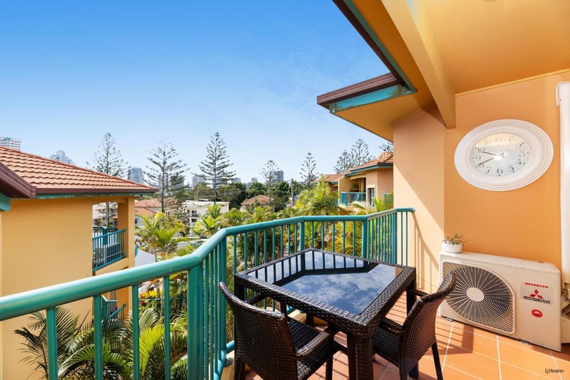 Photo - 22/27-29 Dutton Street, Coolangatta QLD 4225 - Image 3