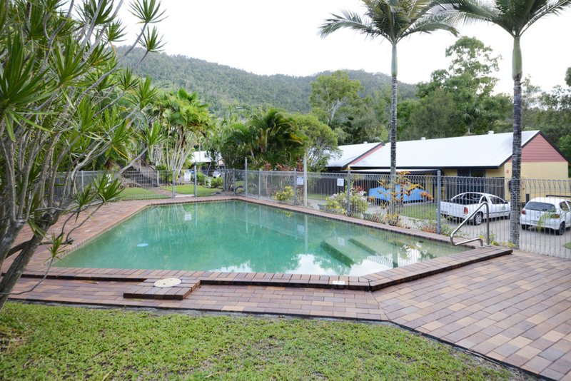 Photo - 22/28 Island Drive, Cannonvale QLD 4802 - Image 2