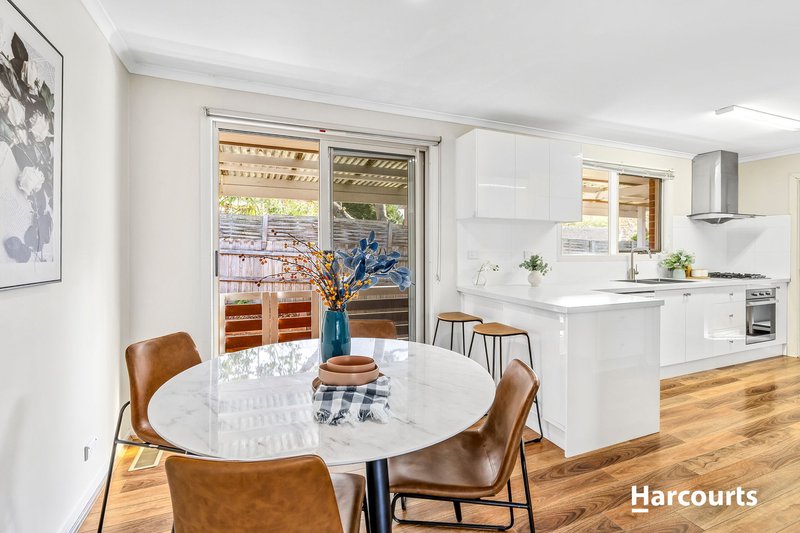 Photo - 2/228 Springvale Road, Nunawading VIC 3131 - Image 3
