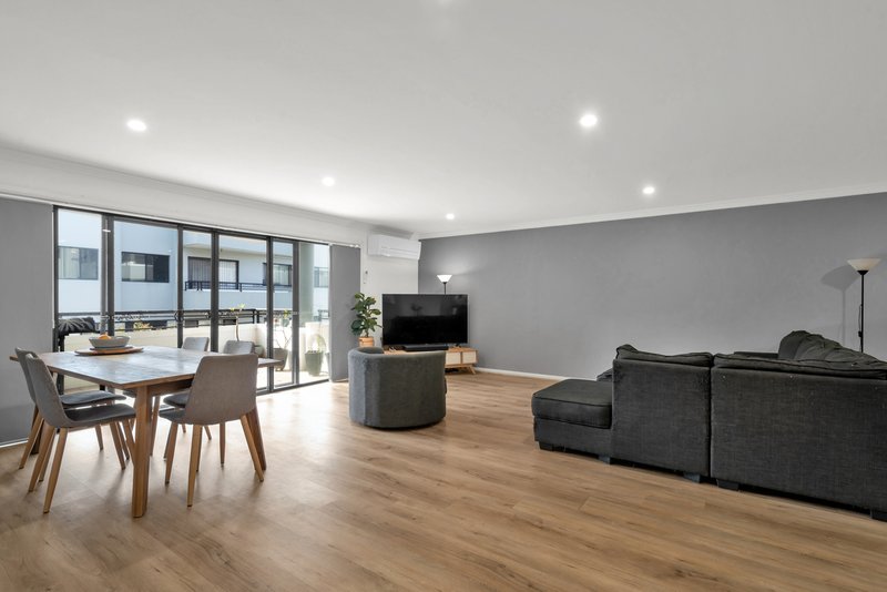 Photo - 22/29-33 Gosford Avenue, The Entrance NSW 2261 - Image 3