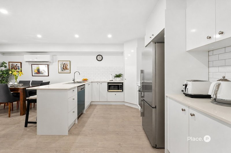 Photo - 22/29 Henderson Road, Everton Hills QLD 4053 - Image 4