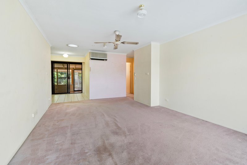 Photo - 2/22B Kirkwood Road, Tweed Heads South NSW 2486 - Image 2