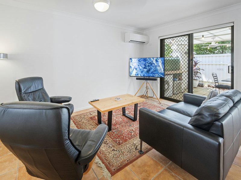 Photo - 2/23-25 Bauer Street, Southport QLD 4215 - Image 7