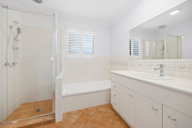 Photo - 2/23-25 Bauer Street, Southport QLD 4215 - Image 4