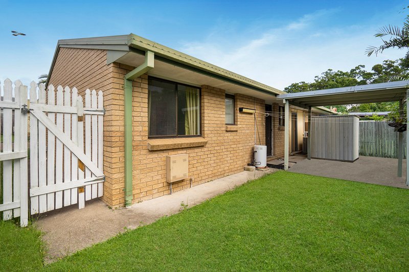 Photo - 2/23-25 Monash Road, Loganlea QLD 4131 - Image 9