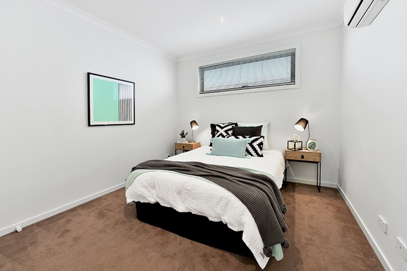 Photo - 2/23-25 Sefton Street, Pascoe Vale VIC 3044 - Image 5