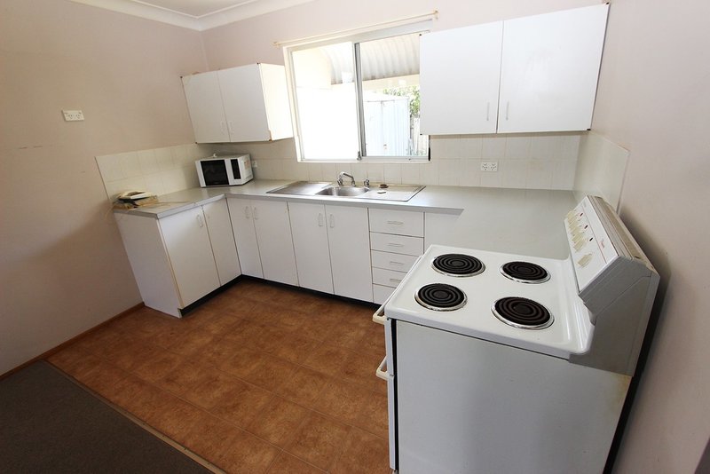 Photo - 2/23 Ann Street, Harrington NSW 2427 - Image 3