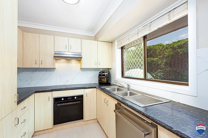 Photo - 2/23 Barber Avenue, Penrith NSW 2750 - Image 4