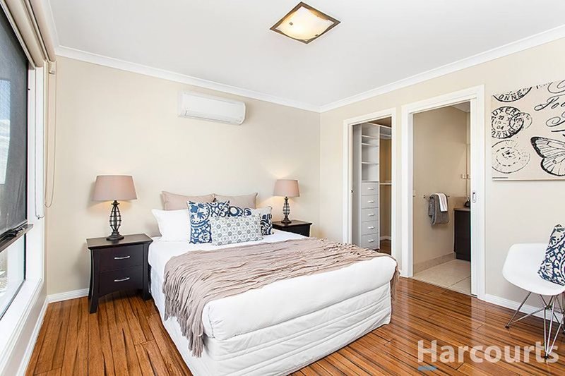 Photo - 2/23 Barlyn Road, Mount Waverley VIC 3149 - Image 4