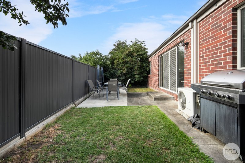 Photo - 2/23 Beverin Street, Sebastopol VIC 3356 - Image 12