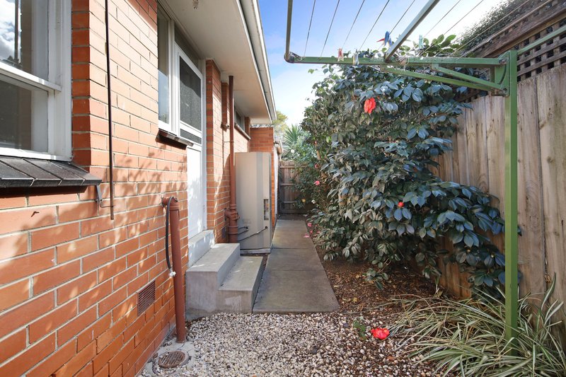 Photo - 2/23 Brickwood Street, Brighton VIC 3186 - Image 5