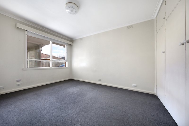 Photo - 2/23 Brickwood Street, Brighton VIC 3186 - Image 7