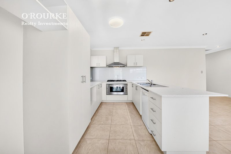 Photo - 2/23 Crocker Way, Innaloo WA 6018 - Image 6