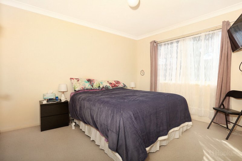 Photo - 2/23 Crystal Reef Drive, Coombabah QLD 4216 - Image 7