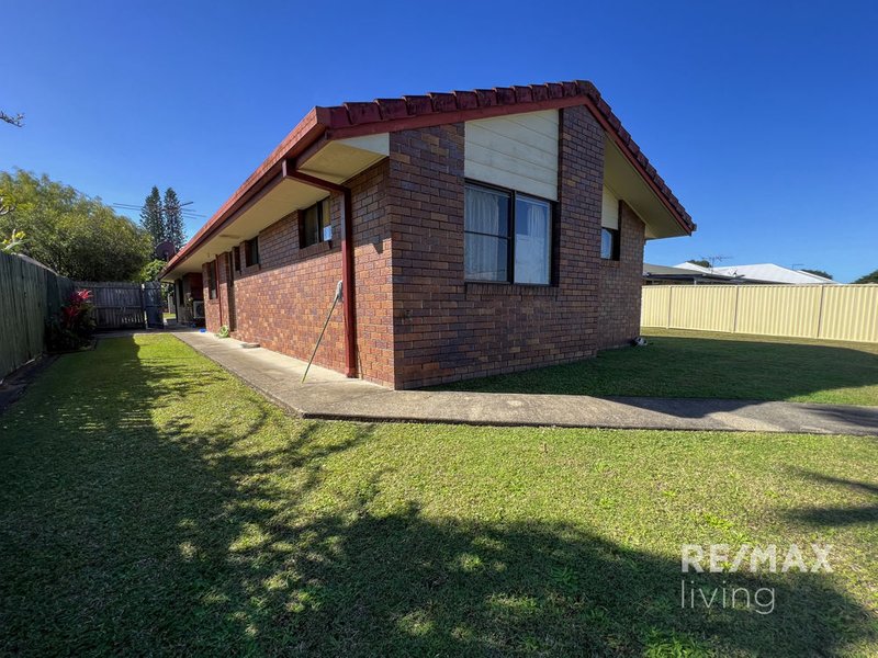 Photo - 2/23 Fairway Court, Caboolture QLD 4510 - Image 7