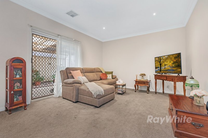 Photo - 2/23 Hare Street, Echuca VIC 3564 - Image 5