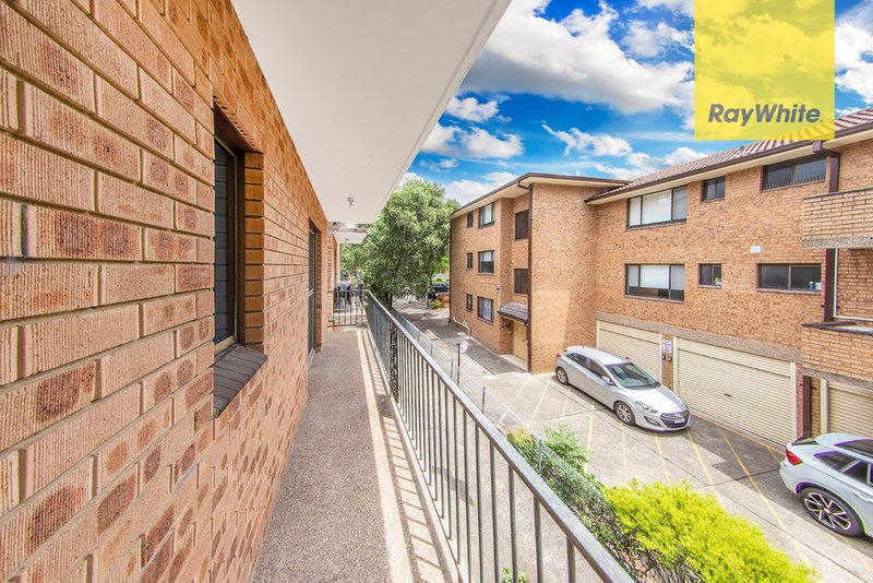 Photo - 2/23 Helen Street, Westmead NSW 2145 - Image 10