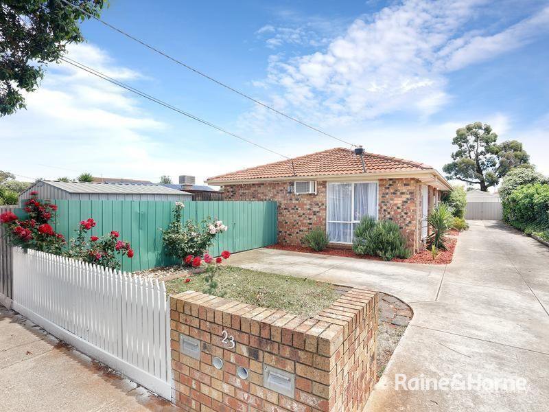 Photo - 2/23 Hume Avenue, Melton South VIC 3338 - Image 1