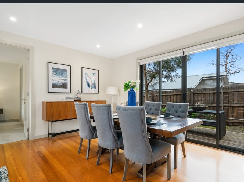 Photo - 2/23 Luckie Street, Nunawading VIC 3131 - Image 5