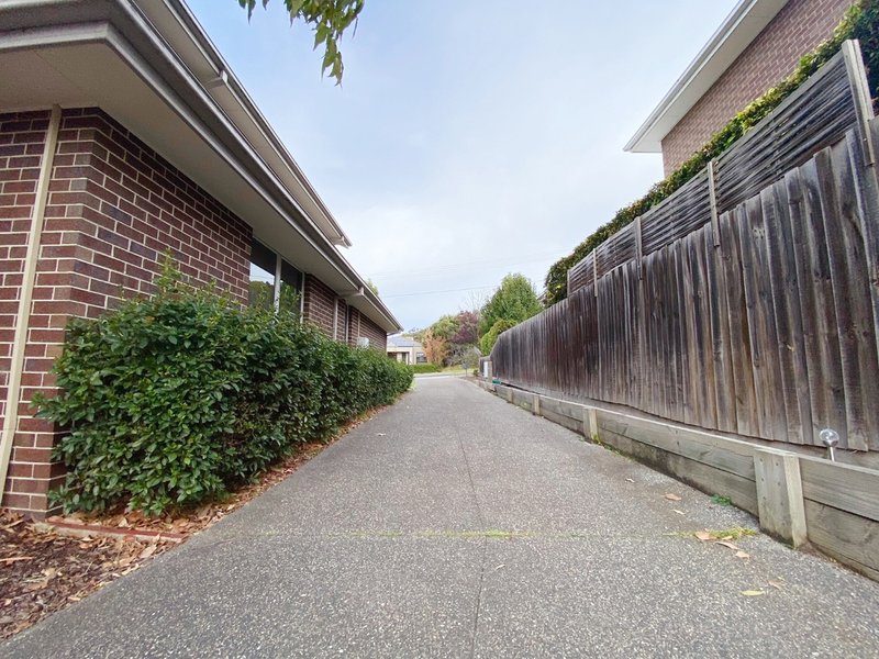 Photo - 2/23 Montgomery Avenue, Mount Waverley VIC 3149 - Image 15