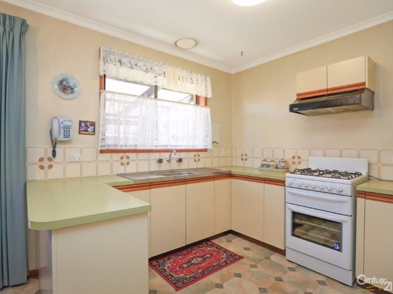 Photo - 2/23 Princes Highway , Pakenham VIC 3810 - Image 5