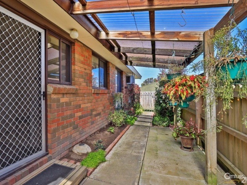 Photo - 2/23 Princes Highway , Pakenham VIC 3810 - Image 11